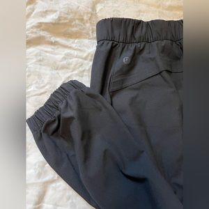 Lululemon Warpstreme High-Rise Jogger 7/8 length